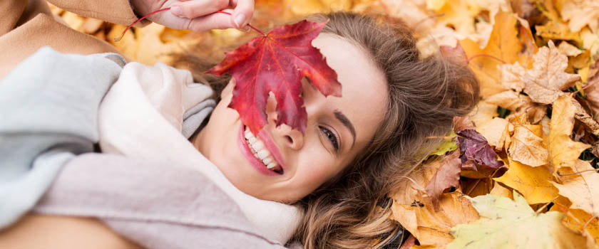 Augenlaserkorrektur: Warum der Herbst die perfekte Jahreszeit dafür ist