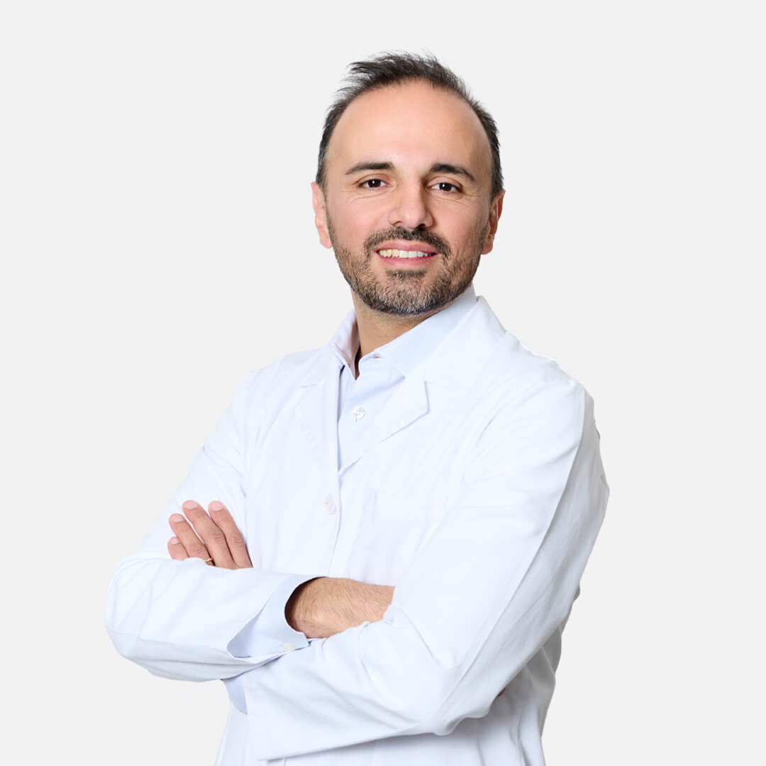 Facharzt für Augenheilkunde Carlos Salazar, CARE Vision